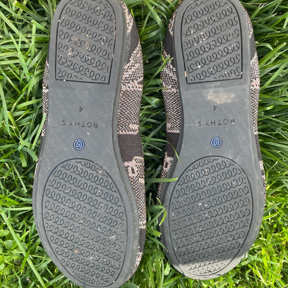 Rothys - Picture 3 of 5